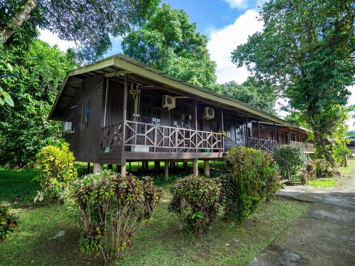 Benarat Lodge Mulu Kültér fotó