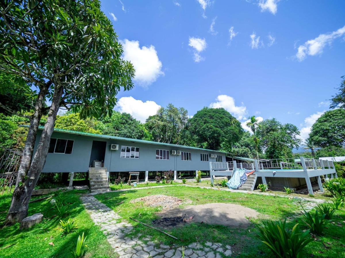 Benarat Lodge Mulu Kültér fotó