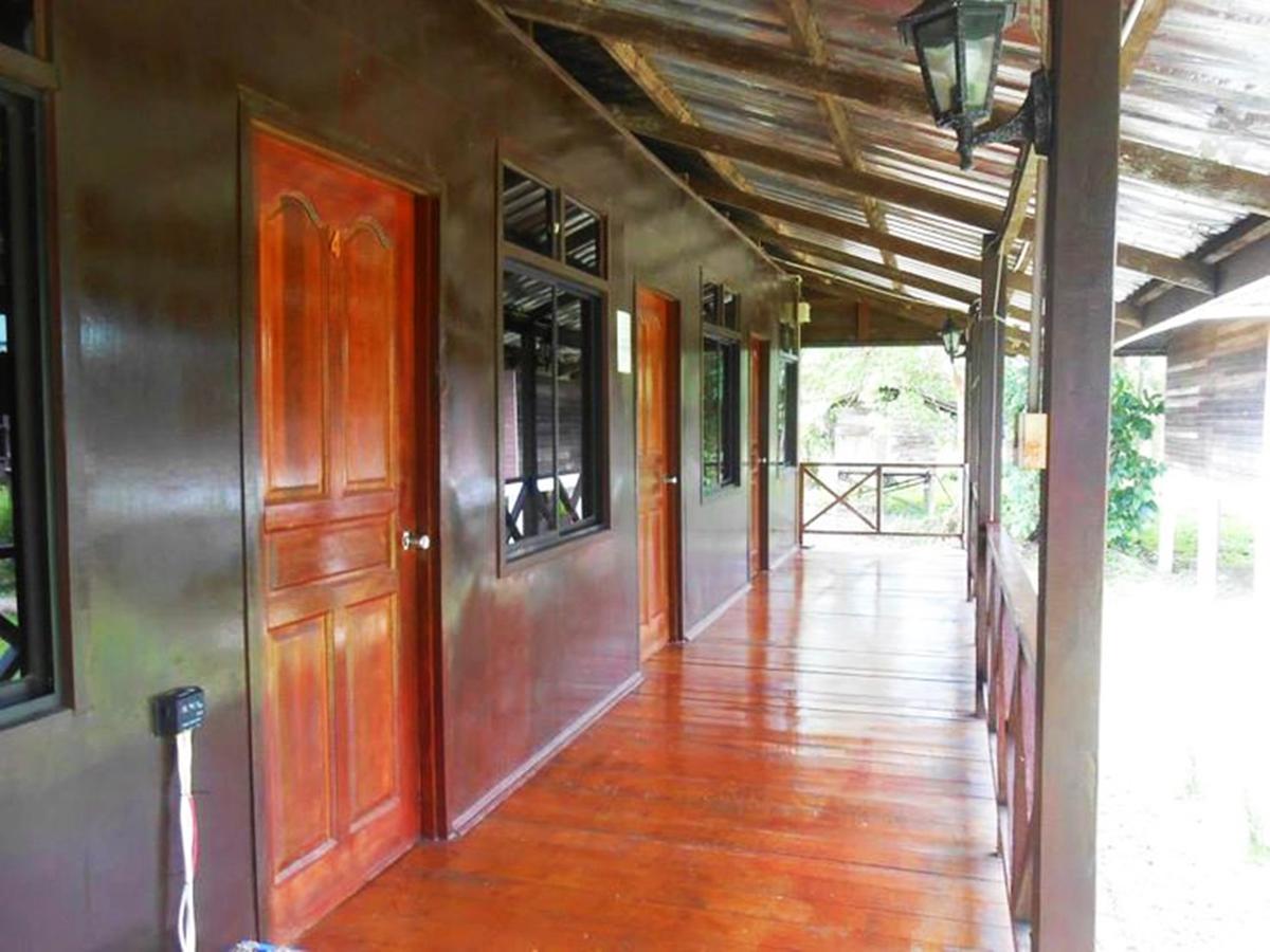 Benarat Lodge Mulu Kültér fotó