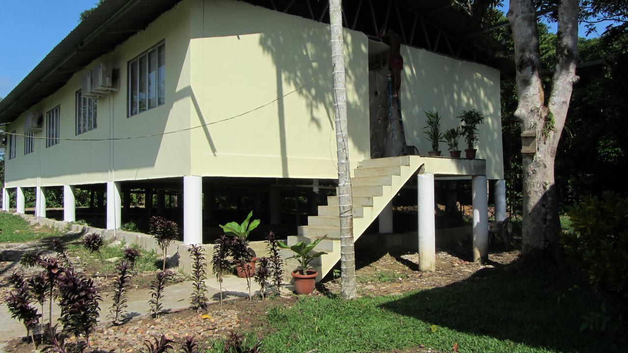 Benarat Lodge Mulu Kültér fotó